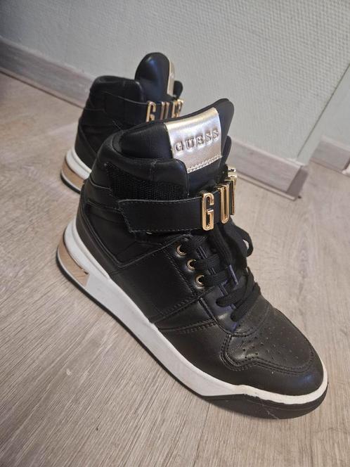 Guess sneakers, Kleding | Dames, Schoenen, Zo goed als nieuw, Sneakers of Gympen, Zwart, Ophalen of Verzenden
