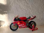 Minichamps Ducati 996 Carl Fogarty 1999 World Champion, Ophalen of Verzenden, Zo goed als nieuw, 1:9 t/m 1:12, Motor