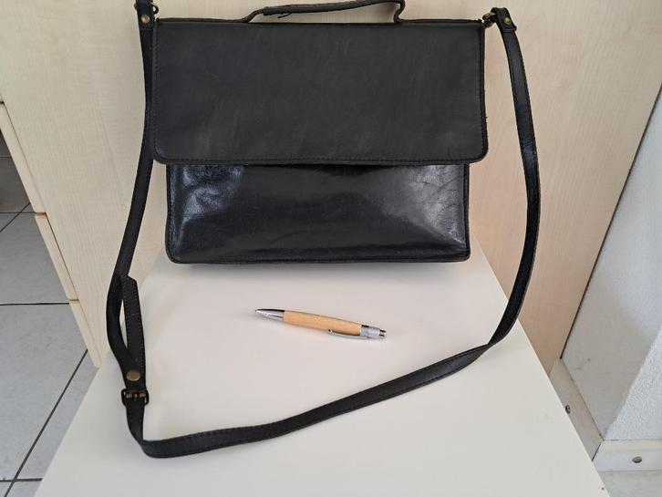 Leren damestas/aktetas/laptoptas donkerblauw Mylady, Sieraden, Tassen en Uiterlijk, Tassen | Damestassen, Zo goed als nieuw, Handtas