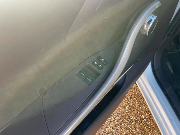 Toyota IQ 1.0 2009 Wit, Auto's, Toyota, Particulier, IQ, Benzine, A, Hatchback, Handgeschakeld, Origineel Nederlands, Wit, Voorwielaandrijving