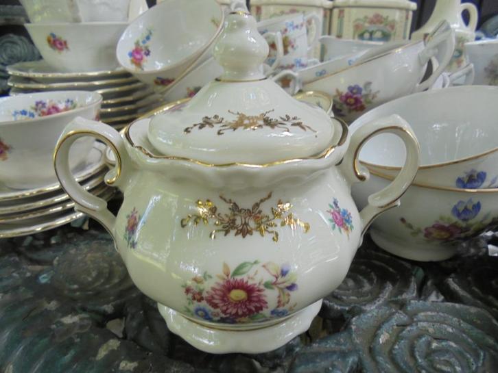 Suikerpot Bavaria R met bloemboeket en gouddecoratie, Antiek en Kunst, Antiek | Servies los, Ophalen of Verzenden
