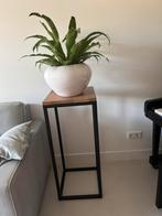Prachtige stalen zuil  of plantentafel zwart met hout, Ophalen, Zo goed als nieuw