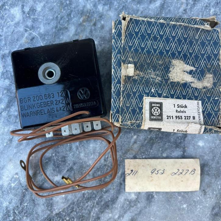 VW NOS 12V knipperlichtrelais Bus Kever 66-68, Auto diversen, Auto-accessoires, Zo goed als nieuw, Ophalen of Verzenden