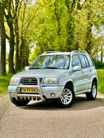 Suzuki Grand Vitara Freestyle Airco 2.0 5D AUT 2005 Grijs, Auto's, Origineel Nederlands, Te koop, Zilver of Grijs, 5 stoelen