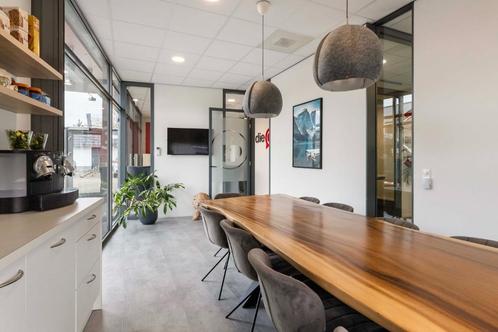 Kantoor Laren Gelderland (Lochem) met Kluis (voormalig bank), Zakelijke goederen, Bedrijfs Onroerend goed, Kantoorruimte, Huur