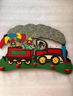 Kapstokje - meerkleurige van hout - trein, Ophalen of Verzenden, Gebruikt, Kapstokje