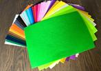 Pakket 38 vilt lapjes stof regenboog kleuren knutselen hobby, Verzenden, Nieuw, Los Vilt