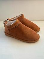 Greyhound Sloffen Maat 38/39, Bruin, Nieuw, Ophalen of Verzenden, Onbekend