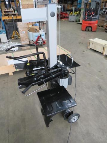 Houtklover 6 ton elektrisch verticaal Nieuw  beschikbaar voor biedingen