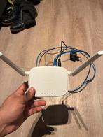 Router met LAN-kabel en adapter, Ophalen of Verzenden, Gebruikt, Router