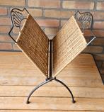 Krantenbak, Huis en Inrichting, Woonaccessoires | Krantenbakken en Lectuurbakken, Ophalen of Verzenden, Zo goed als nieuw
