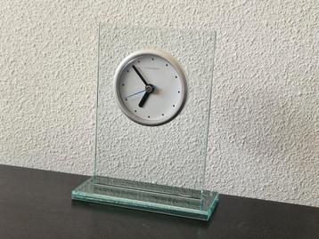 Leonardo collectors item tafelklok van dik glas beschikbaar voor biedingen