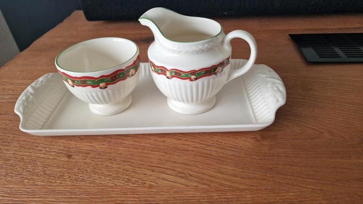 Christmas time kerst compleet roomstel kerstservies, Huis en Inrichting, Keuken | Servies, Zo goed als nieuw, Overige typen, Wedgwood