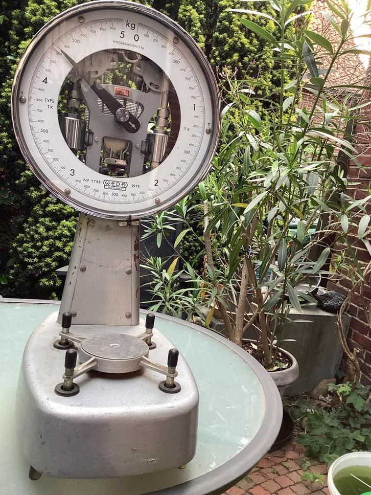 Vintage WEDA Holland Vloerweegschaal 1975, Doe-het-zelf en Verbouw, Weegschalen, Gebruikt, Vloerweegschaal, Minder dan 50 kg, Ophalen of Verzenden
