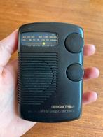 Transistor radio with clip, Ophalen of Verzenden, Gebruikt, Transistorradio