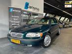 Volvo V70 2.5 T Geartronic Titanium|Youngtimer|Automaat|Lede, Beige, 1595 kg, Traction-control, 2521 cc