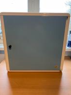 Vintage medicijnkastje - badkamerkastje in nieuwstaat, Ophalen of Verzenden, Huis en Inrichting
