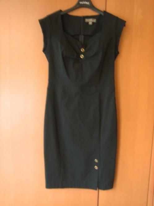 Chique sexy strak zwart jurkje FEVER LONDON 40 snazzeys, Kleding | Dames, Jurken, Nieuw, Maat 38/40 (M), Zwart, Onder de knie