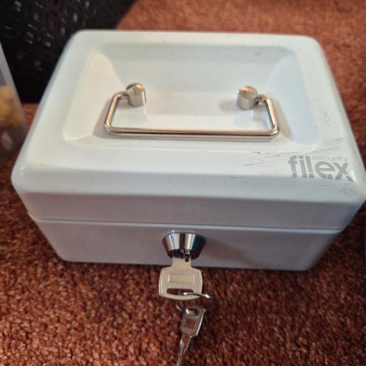 Fillex Brandkastje met Sleutel geldkist, Huis en Inrichting, Brandblussers en Brandkasten, Gebruikt, Brandkast, Ophalen of Verzenden