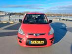 Mooie Hyundai i10 - 1.1 Benzine Rood NAP, Auto's, Hyundai, Voorwielaandrijving, Zwart, 4 cilinders, Leder en Stof