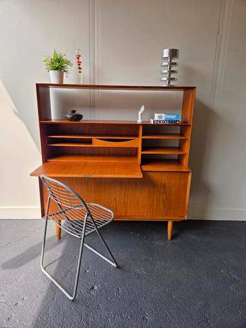 Vintage teakhouten Kast / Secretare – Mid Century  beschikbaar voor biedingen