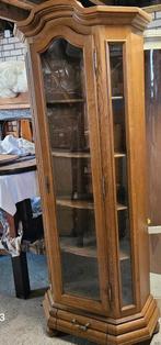 Klassieke eiken vitrinekast met glas en lade, Huis en Inrichting, Kasten | Vitrinekasten, Ophalen, Eikenhout, 50 tot 100 cm, Zo goed als nieuw