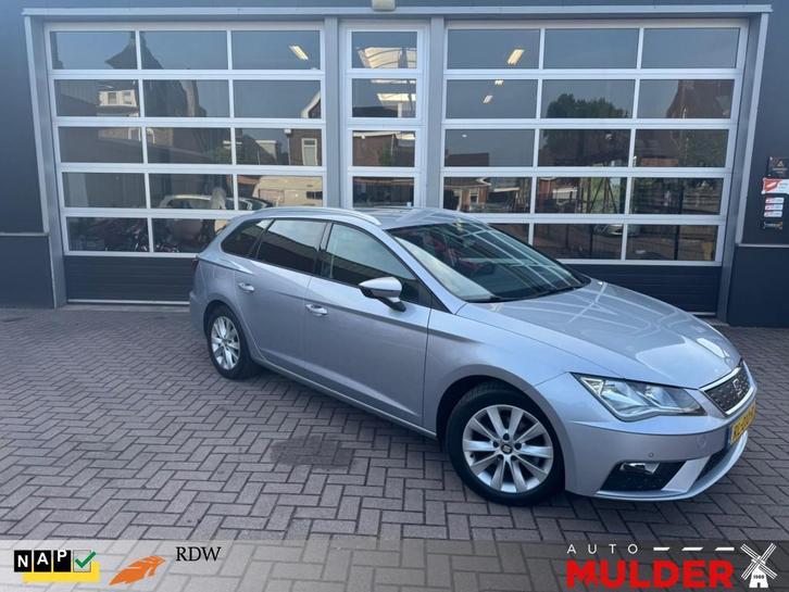 Seat LEON  ST 1.0 ECOTSI STYLE BUSINESS INTENSE / NAVI / CRU, Auto's, Seat, Bedrijf, Leon, ABS, Airbags, Airconditioning, Bluetooth