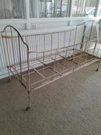 Frans brocante ledikantje kinderbed, Antiek en Kunst, Ophalen