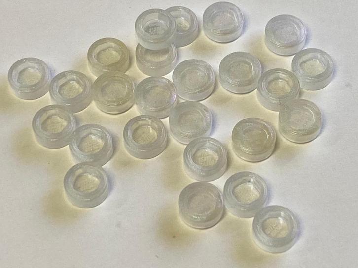 Partij 25x nieuwe 1x1 ronde satijn witte tegel, Kinderen en Baby's, Speelgoed | Duplo en Lego, Nieuw, Lego, Losse stenen, Ophalen of Verzenden
