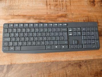 Logitech Draadloos Toetsenbord - zonder houder beschikbaar voor biedingen