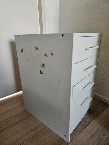 Gratis houten kastje