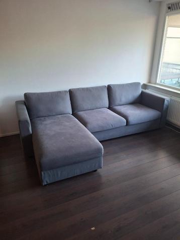 3-Seat Chaise Lounge Gray Sofa with pull out mattress beschikbaar voor biedingen