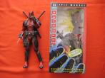 Deadpool groot figuur Neca 1/4 scale Marvel, Ophalen of Verzenden, Superheld, Zo goed als nieuw, Beeldje of Figuurtje