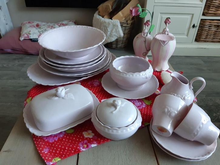 Brocant rose servies van Hutchenreuther, Antiek en Kunst, Antiek | Servies compleet, Ophalen of Verzenden