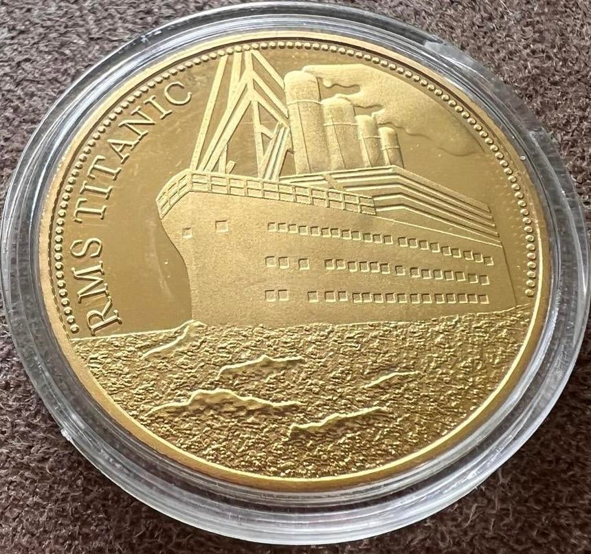 Titanic Herdenkingsmunt - Goudkleurig in Beschermdoos, Verzamelen, Scheepvaart, Ophalen of Verzenden, Overige typen