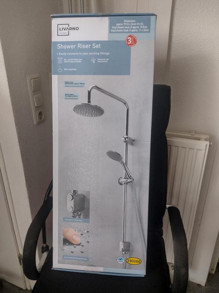Douchekraan Opbouw + Handsproeier Nieuw in Doos, Huis en Inrichting, Badkamer | Badkamermeubels, Nieuw, Overige typen, Ophalen of Verzenden