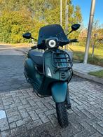 Custom Vespa Sprint | Akrapovic | 2021 | Dealeronderhouden |, Fietsen en Brommers, Scooters | Vespa, Maximaal 45 km/u, Vespa S