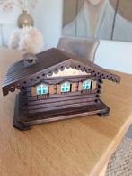 Sigaretten doos hout in vorm van chalet, huisje, vintage, Ophalen of Verzenden