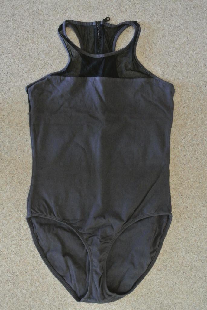 10Days body mt 1 (S/M) donker grijs apart zga nieuw, Kleding | Dames, Tops, Zo goed als nieuw, Maat 36 (S), Grijs, Zonder mouw