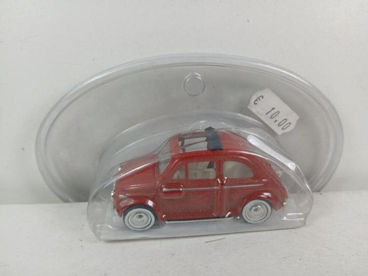 solido 1/43 fiat 500, Hobby en Vrije tijd, Modelauto's | 1:43, Zo goed als nieuw, Auto, Overige merken, Ophalen of Verzenden