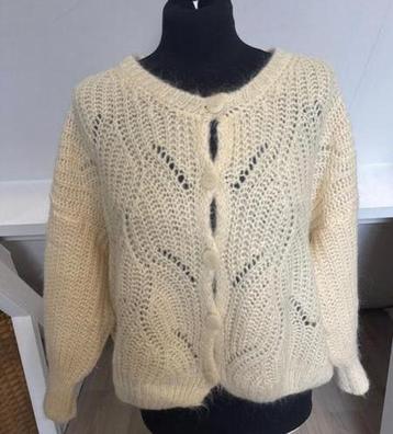 Happy Antwerp angora vest 38 beschikbaar voor biedingen