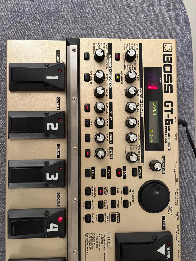 Boss GT-6 effect processor, Muziek en Instrumenten, Effecten, Zo goed als nieuw, Multi-effect, Ophalen of Verzenden
