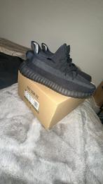 Yeezy 350 Onyx - Maat 44.5 - Met Doos!, Zwart, Ophalen of Verzenden, Yeezy Boost 350 V2, Sneakers of Gympen