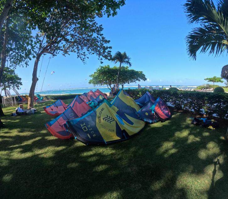 Duotone kite's 10-8-4m2, Watersport en Boten, Kitesurfen, Gebruikt, Kite, 8 m², Geen board, Ophalen of Verzenden