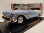 Oldsmobile Super 88 light blue cabriolet Signature 1:18 KRD, Hobby en Vrije tijd, Modelauto's | 1:18, Ophalen of Verzenden, Zo goed als nieuw