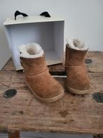 Baby Uggs maat 19/20 12 tot 18 mnd, Schoentjes, UGG, Jongetje of Meisje, Ophalen of Verzenden