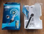 Electrische tandenborstel Oral-B PRO2 2500, Ophalen of Verzenden, Zo goed als nieuw, Tandenborstel