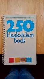 250 haaksteken, Patroon of Boek, Gebruikt, Ophalen of Verzenden, Breien