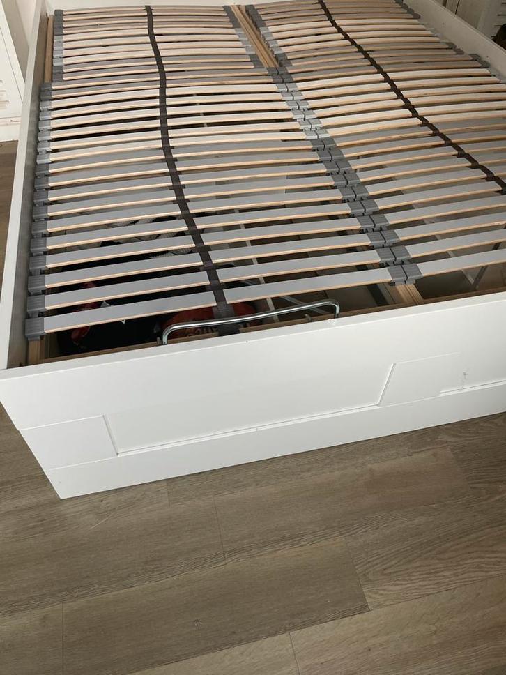 IKEA Bed met lattenbodem en lades, Huis en Inrichting, Slaapkamer | Bedden, Gebruikt, Tweepersoons, Overige maten, Hout, Wit, Ophalen of Verzenden