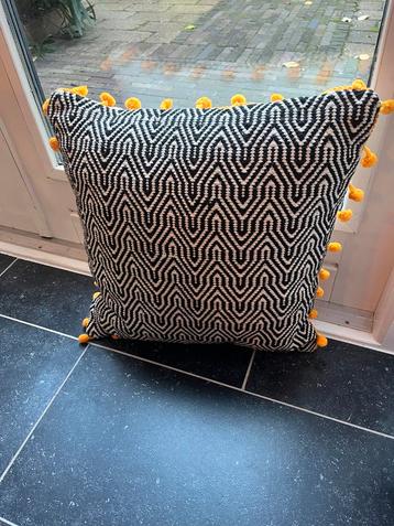 Zuiver Kussenhoes 50x50 - Nieuwstaat! beschikbaar voor biedingen